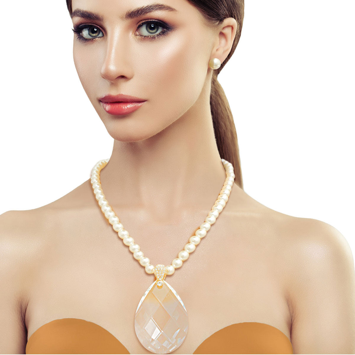 Pearl Clear Teardrop Necklace